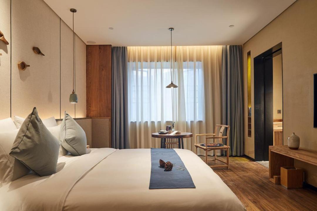 Photo of Bedroom in Yu Hua