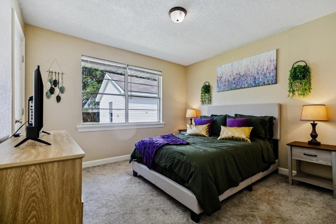 Photo of Bedroom in Gonzales