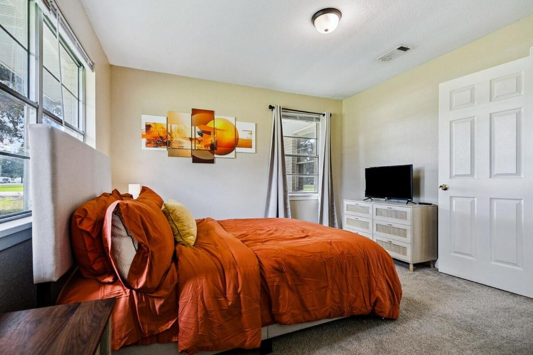 Photo of Bedroom in Gonzales