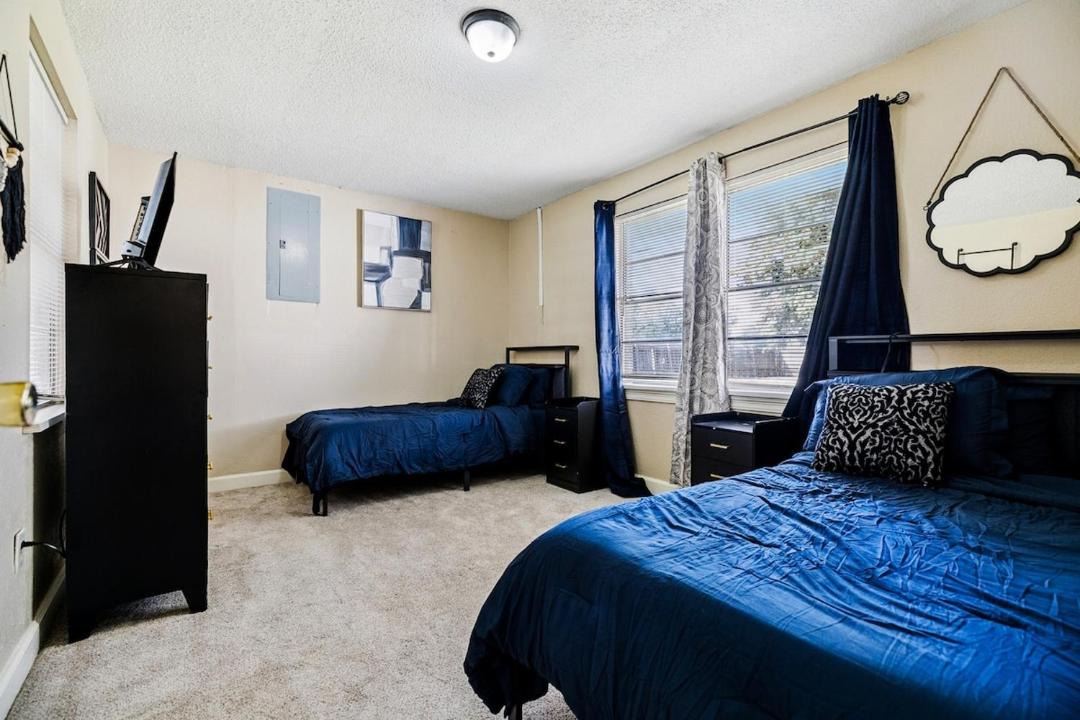 Photo of Bedroom in Gonzales