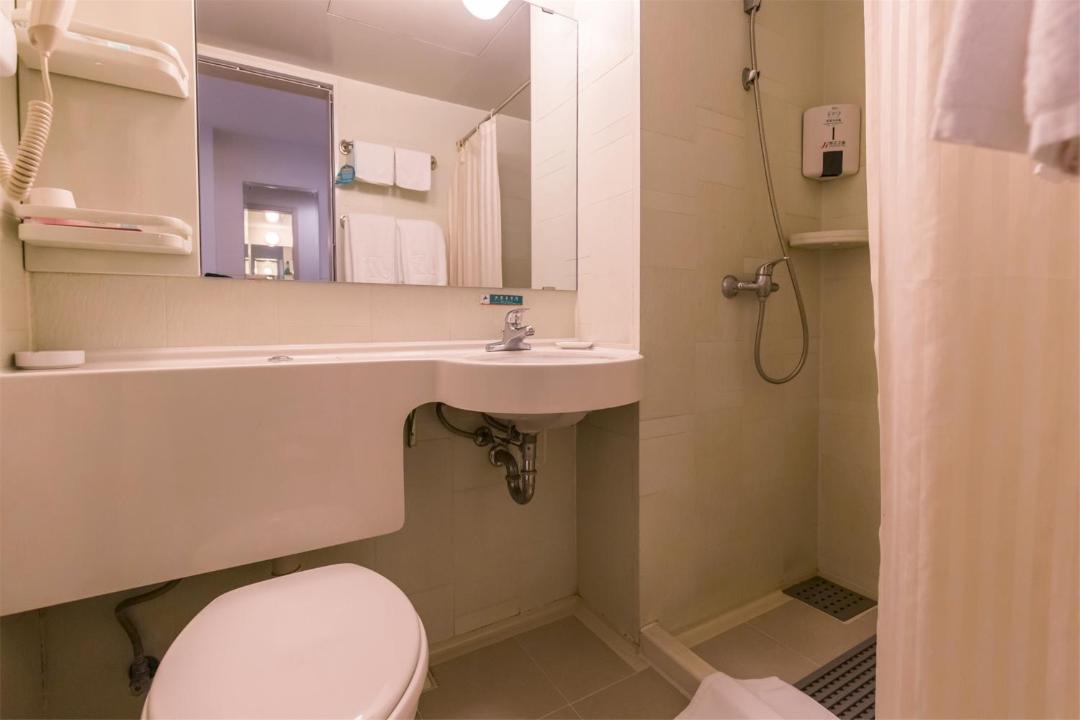 Photo of Bathroom in Lianhu