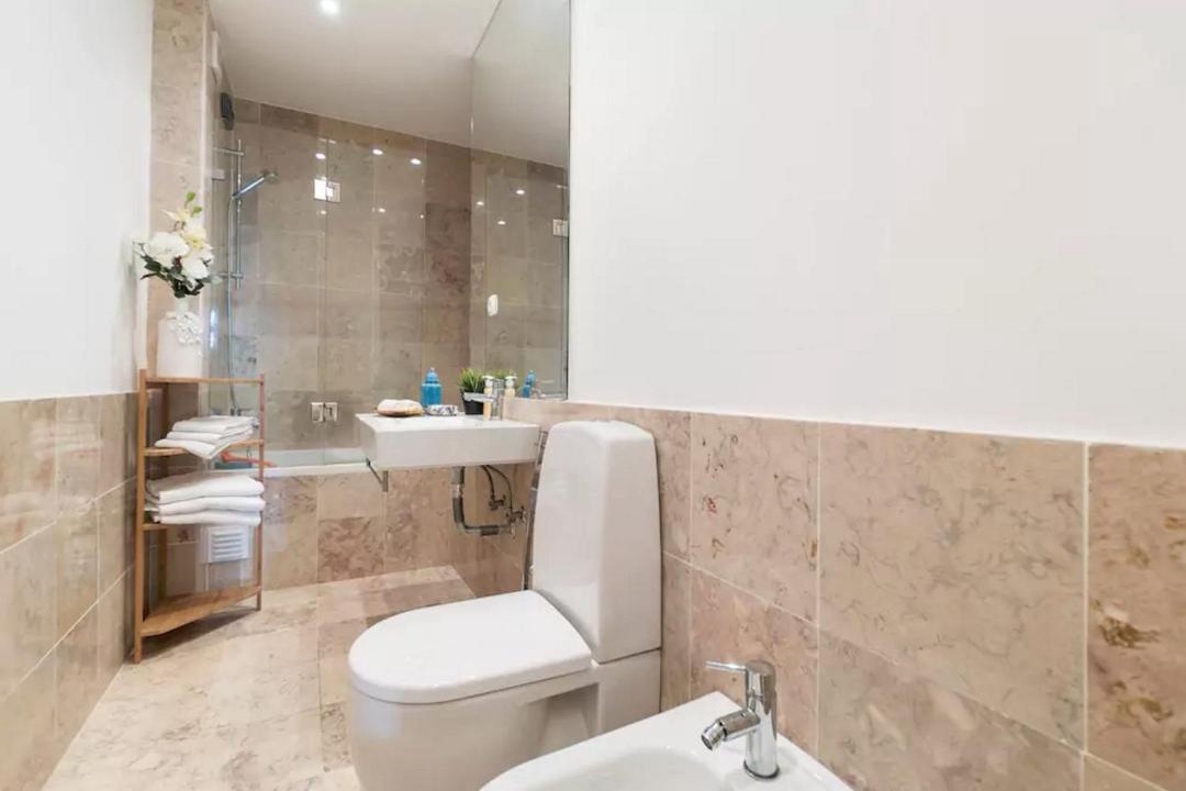 Photo of Bathroom in Santos