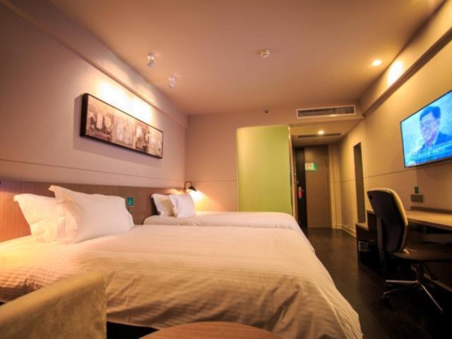Photo of Bedroom in Jiangxia District