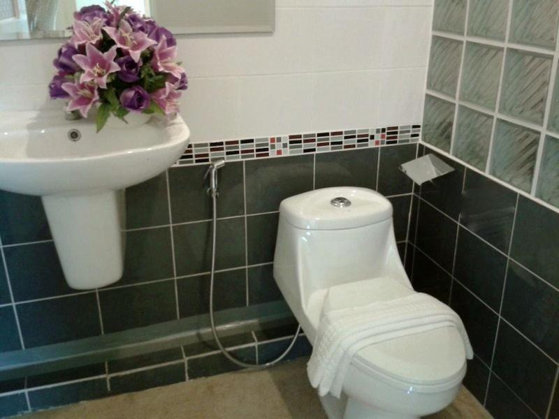 Photo of Bathroom in Mak Khaeng