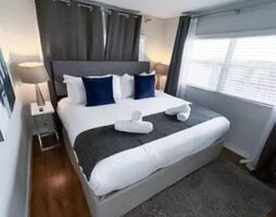 Photo of Bedroom in South Lake