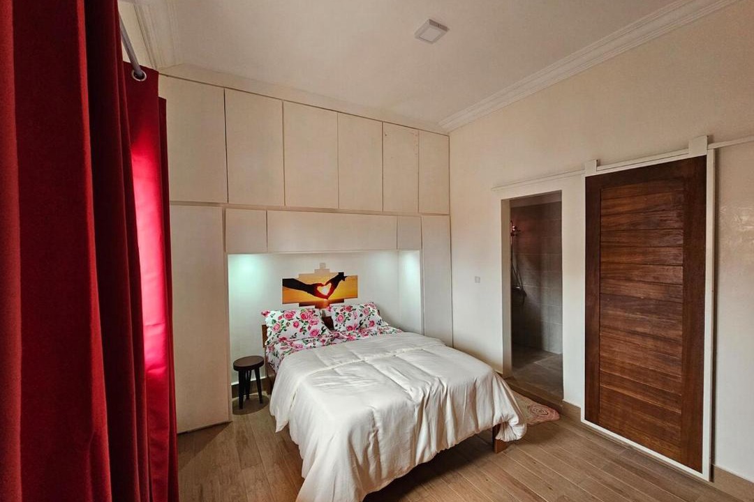 Photo of Bedroom in Pointe-Noire