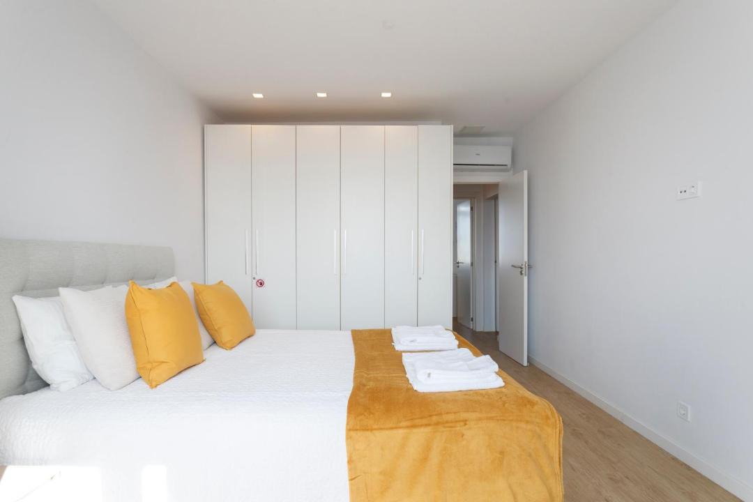 Photo of Bedroom in Linda-a-Velha