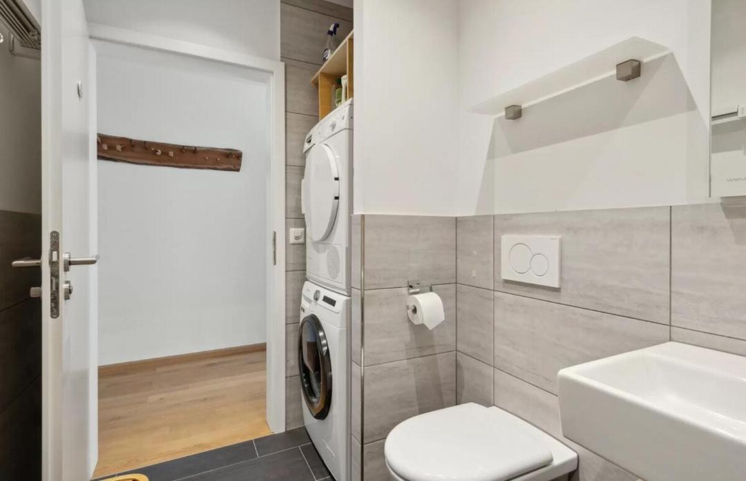 Photo of Bathroom in Bruderholz