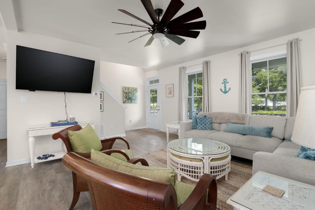 Photo of Livingroom in Cape Charles