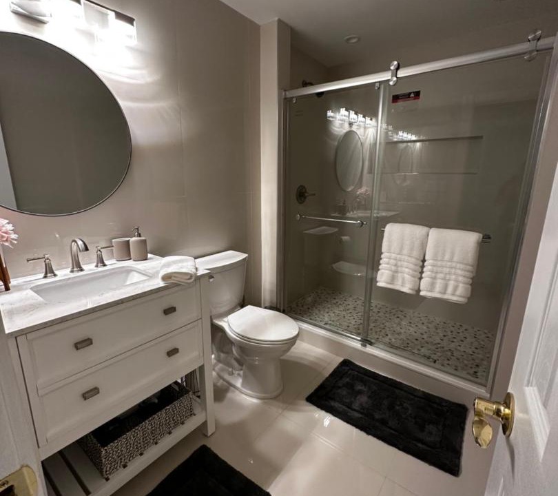 Photo of Bathroom in Davie