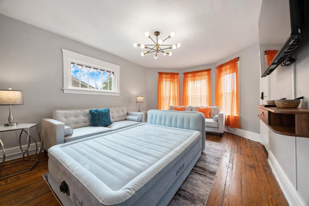 Photo of Bedroom in Southside