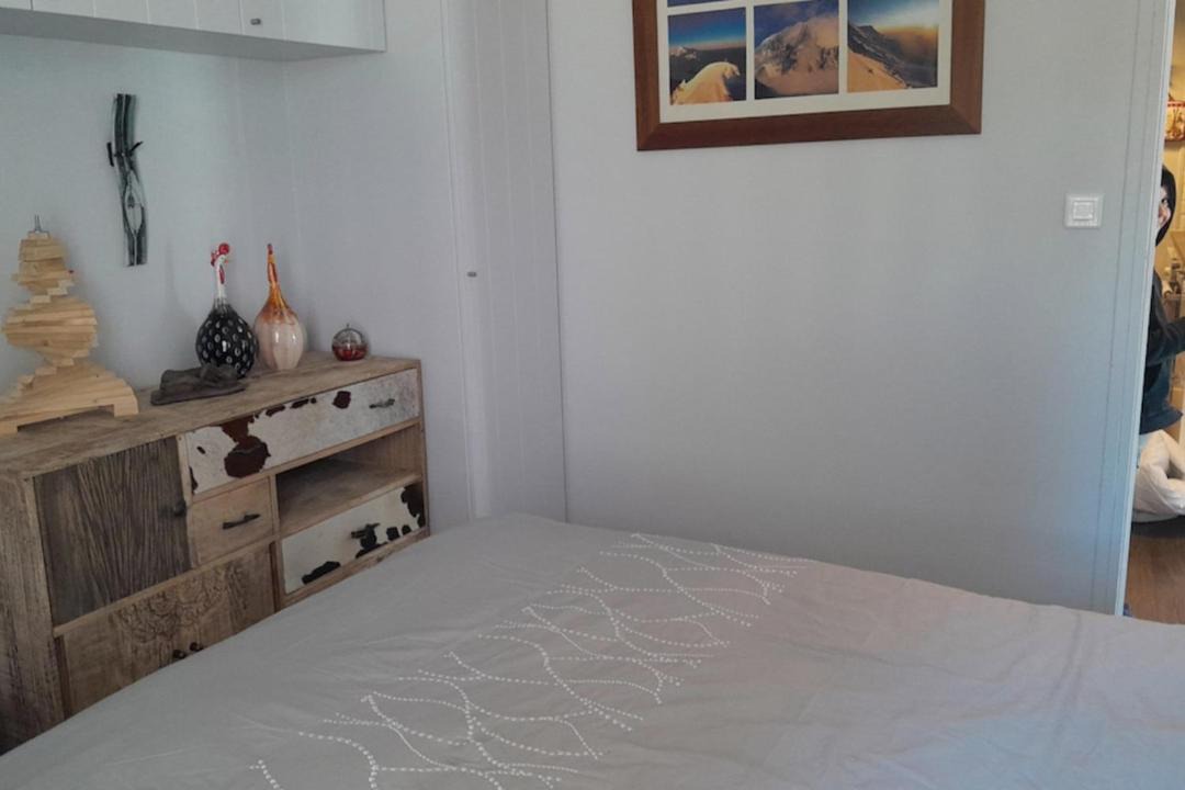 Photo of Bedroom in Saint-Etienne-en-Devoluy