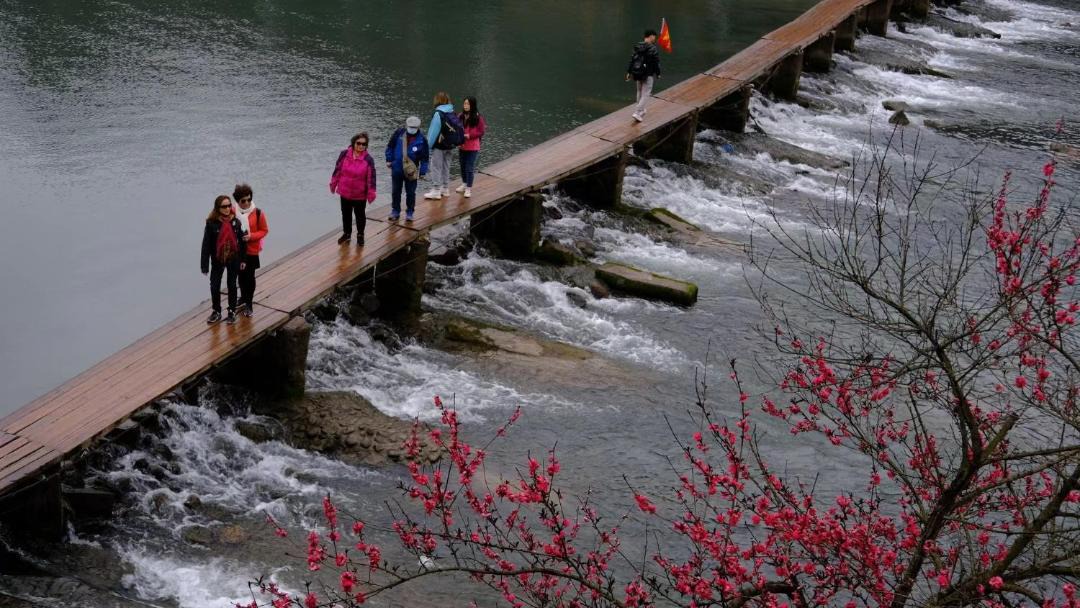 Photo of Others in Fenghuang