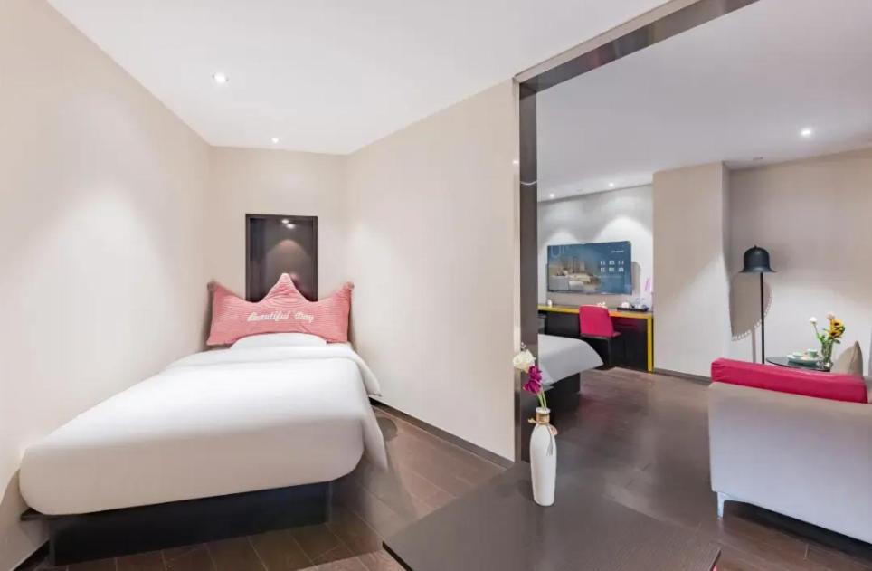 Photo of Bedroom in Huli