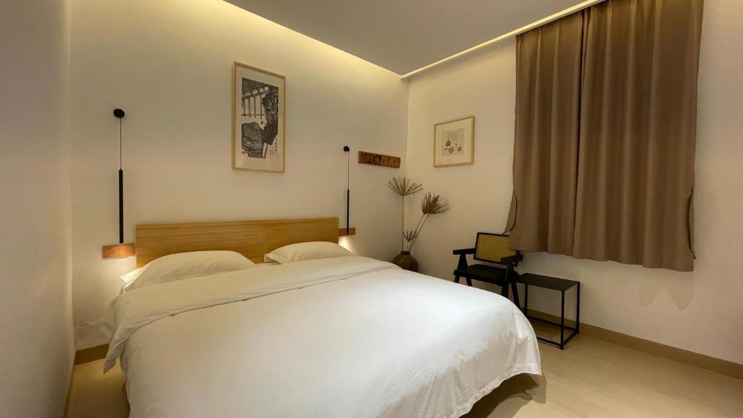 Photo of Bedroom in Fenghuang