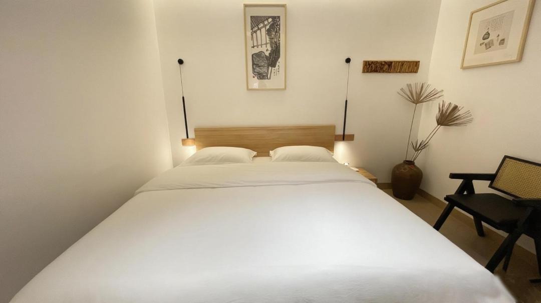 Photo of Bedroom in Fenghuang