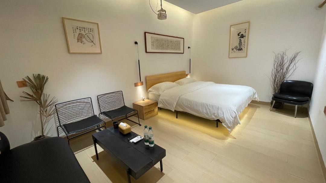 Photo of Bedroom in Fenghuang