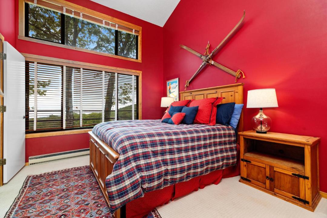 Photo of Bedroom in Wintergreen