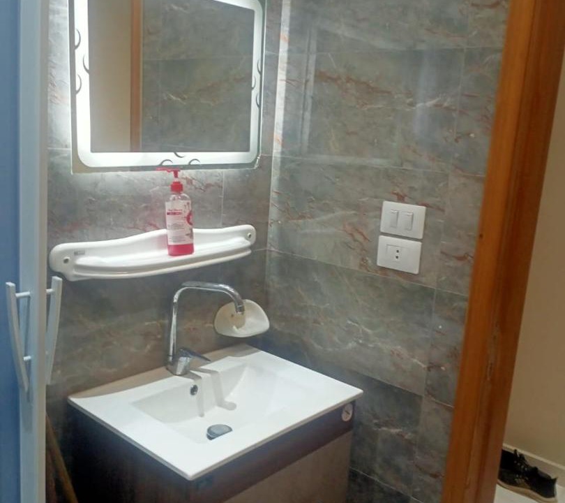 Photo of Bathroom in Al-Basatin