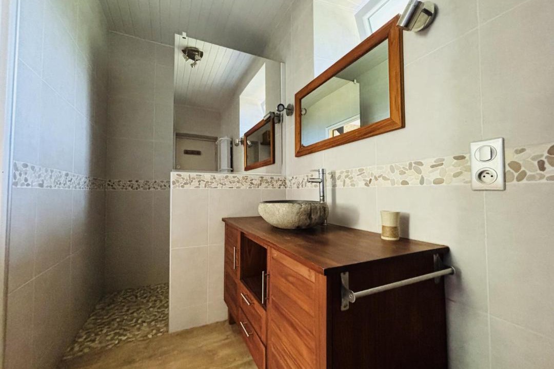 Photo of Bathroom in Plougrescant