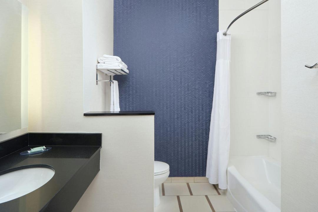 Photo of Bathroom in Downtown Niagara Falls