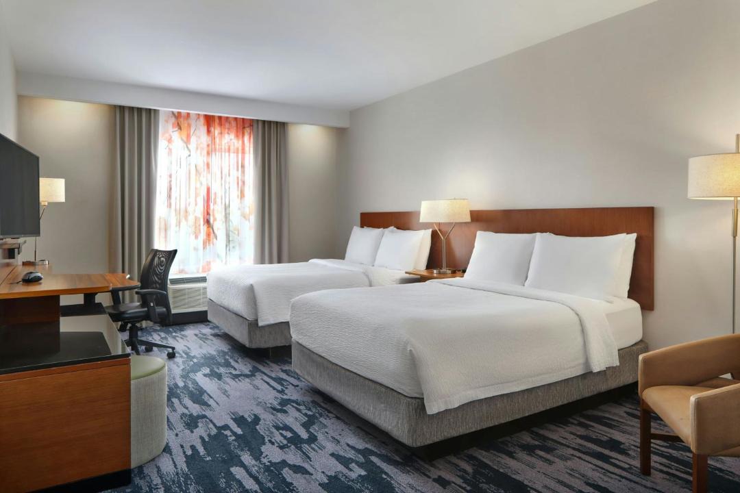 Photo of Bedroom in Downtown Niagara Falls
