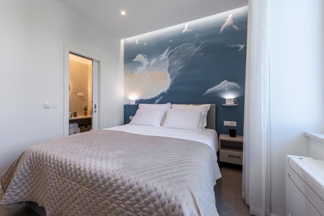 Photo of Bedroom in Pile