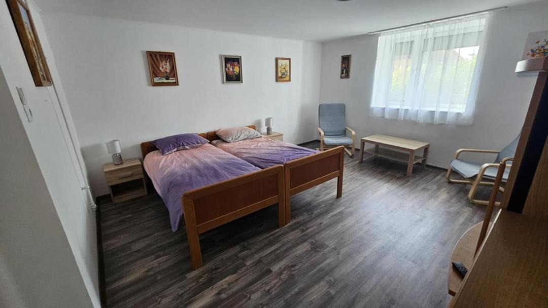 Photo of Bedroom in Deg