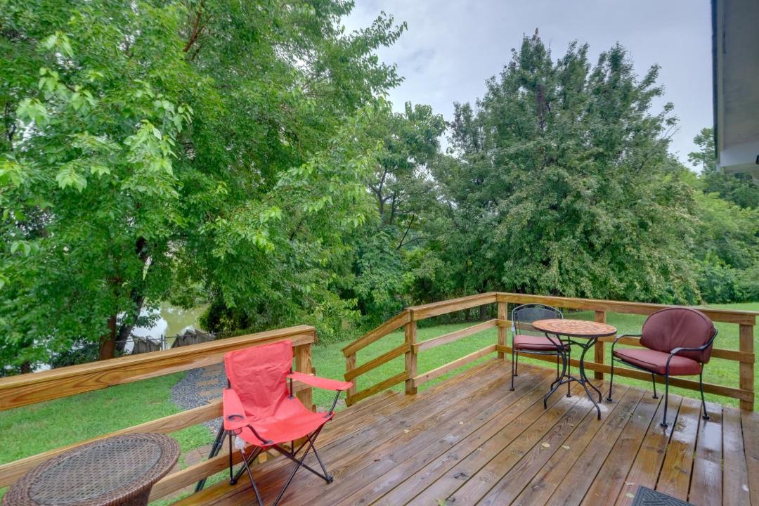 Photo of Patio Balcony in Colonial Beach