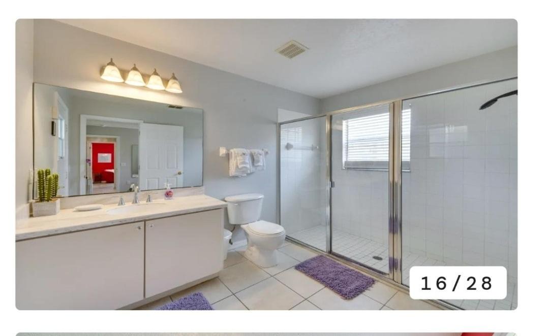 Photo of Bathroom in Bridgewater Crossing