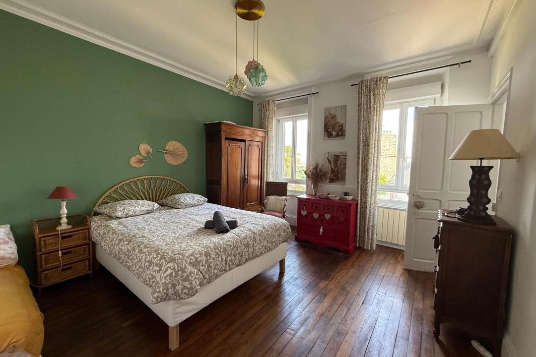 Photo of Bedroom in Saint-Brieuc