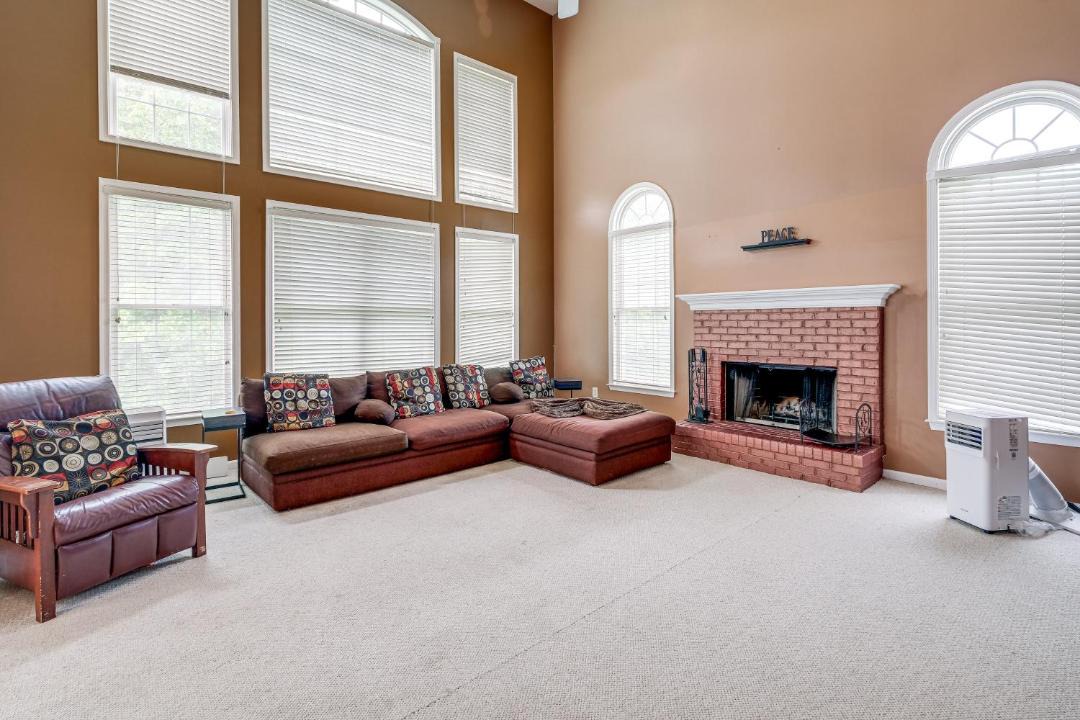Photo of Livingroom in Herndon