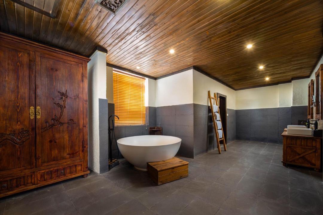 Photo of Bathroom in Shuhe Old Town
