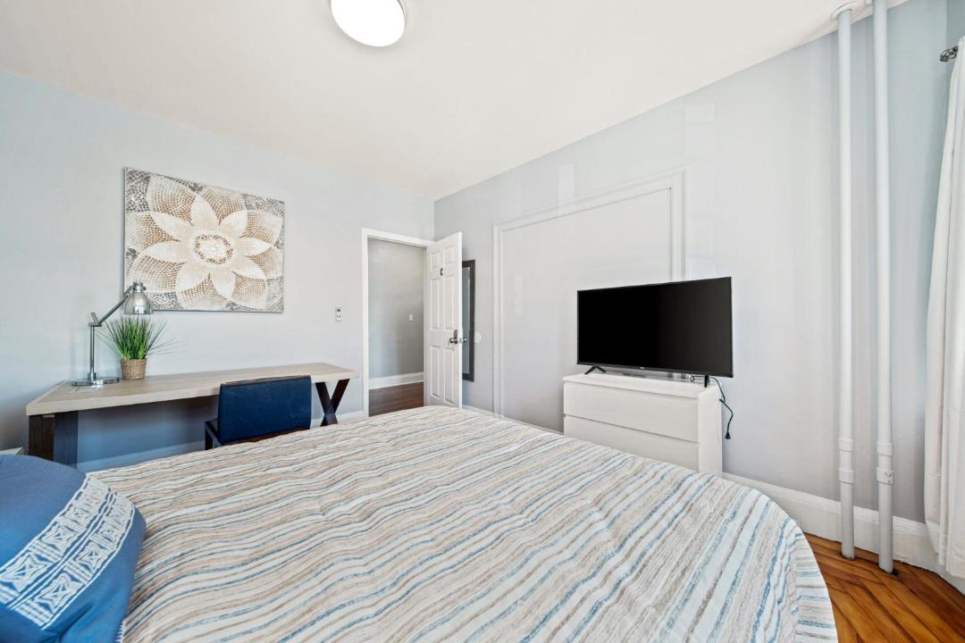 Photo of Bedroom in Oak Square