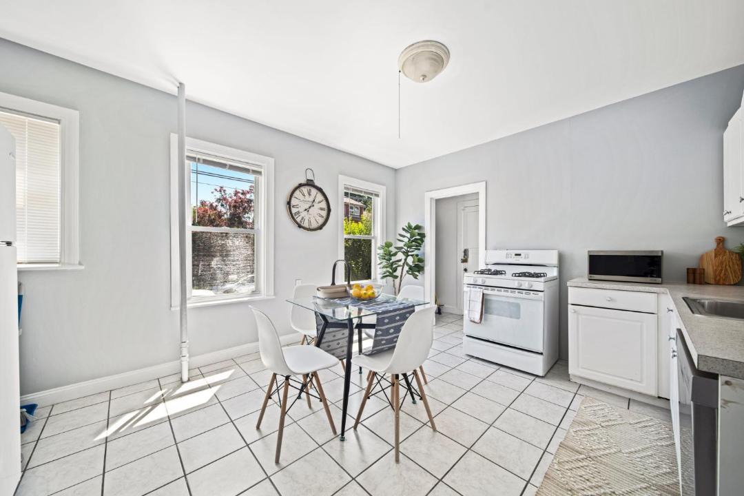 Photo of Kitchen in Oak Square