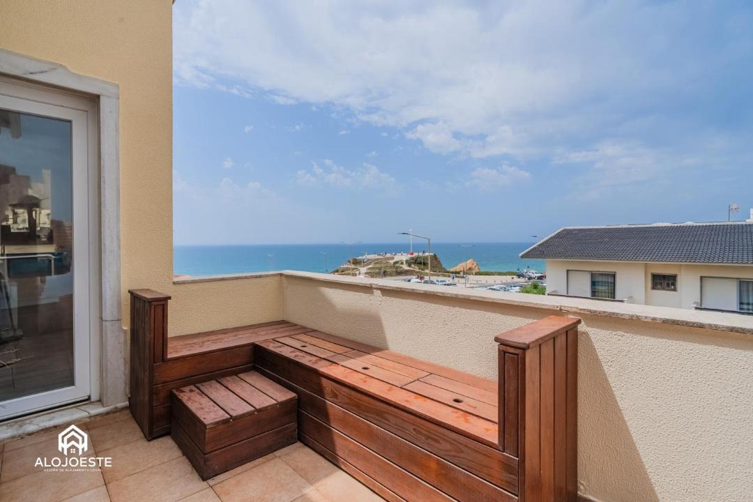 Photo of Patio Balcony in Praia de Santa Cruz