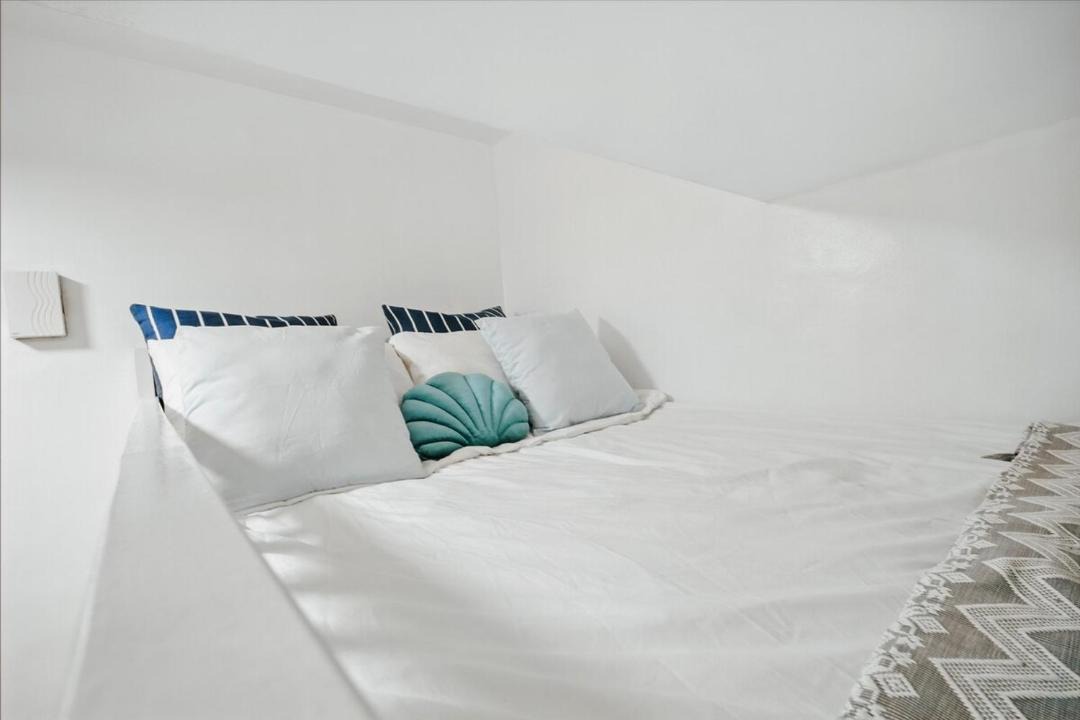 Photo of Bedroom in Legazpi Village
