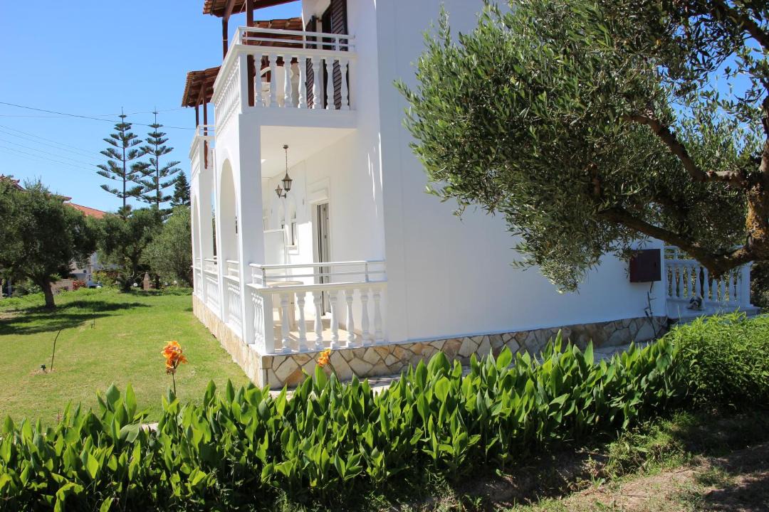 Photo of Others in Argassi