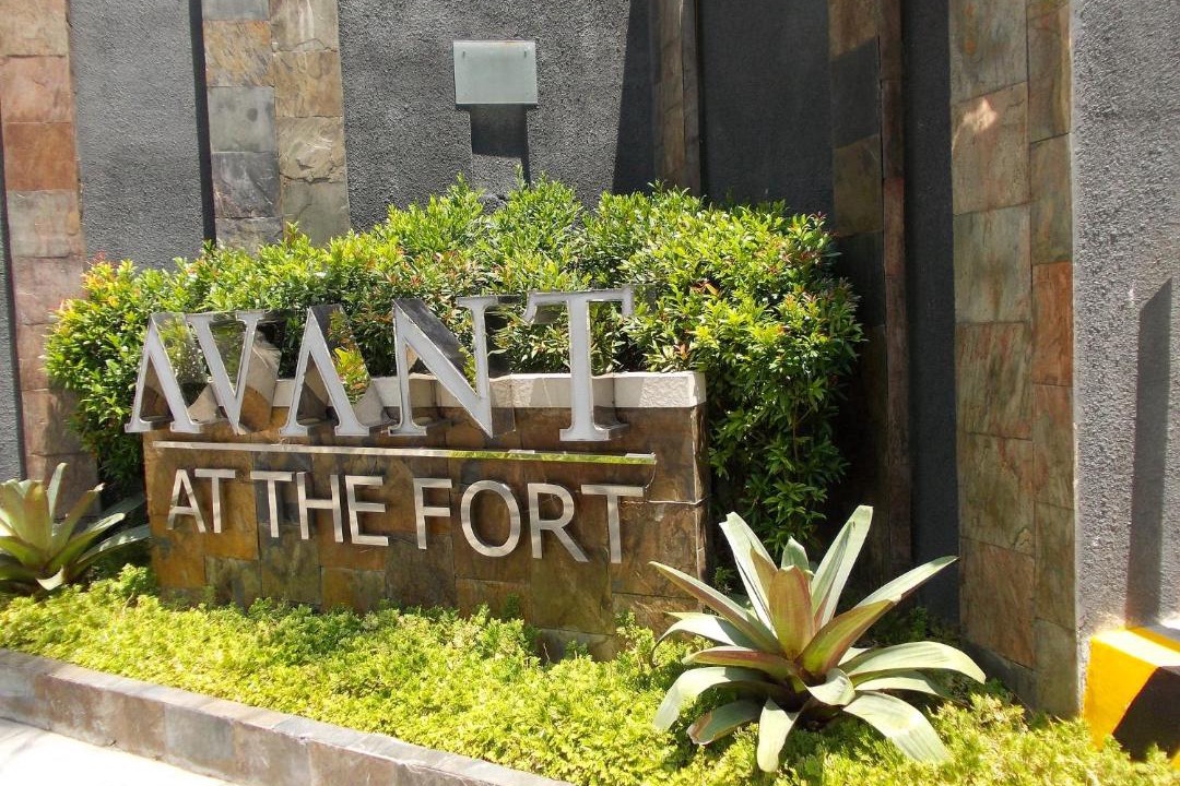 Photo of Buildings in Bonifacio Global City