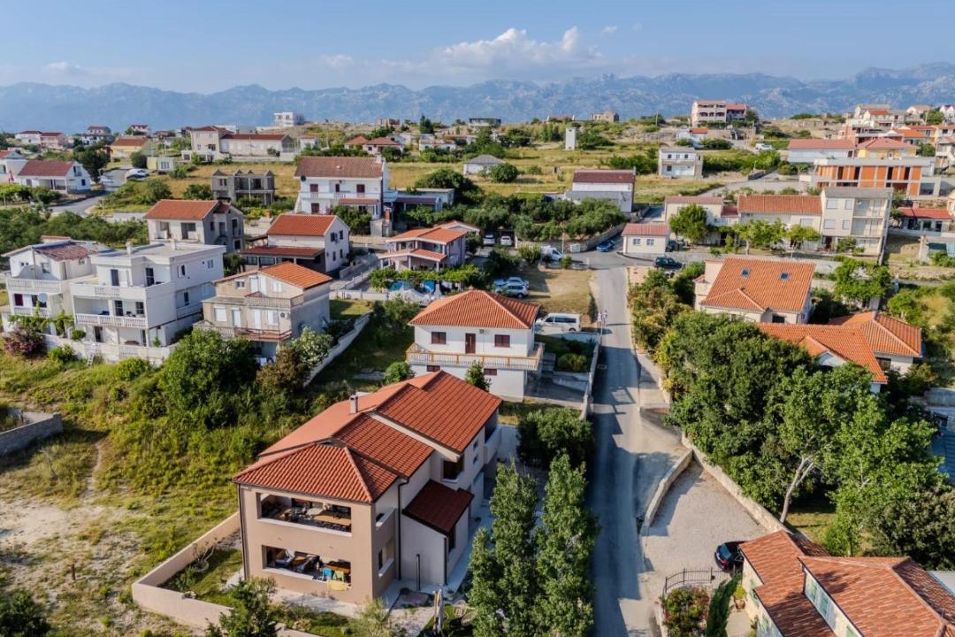 Photo of Buildings in Rtina