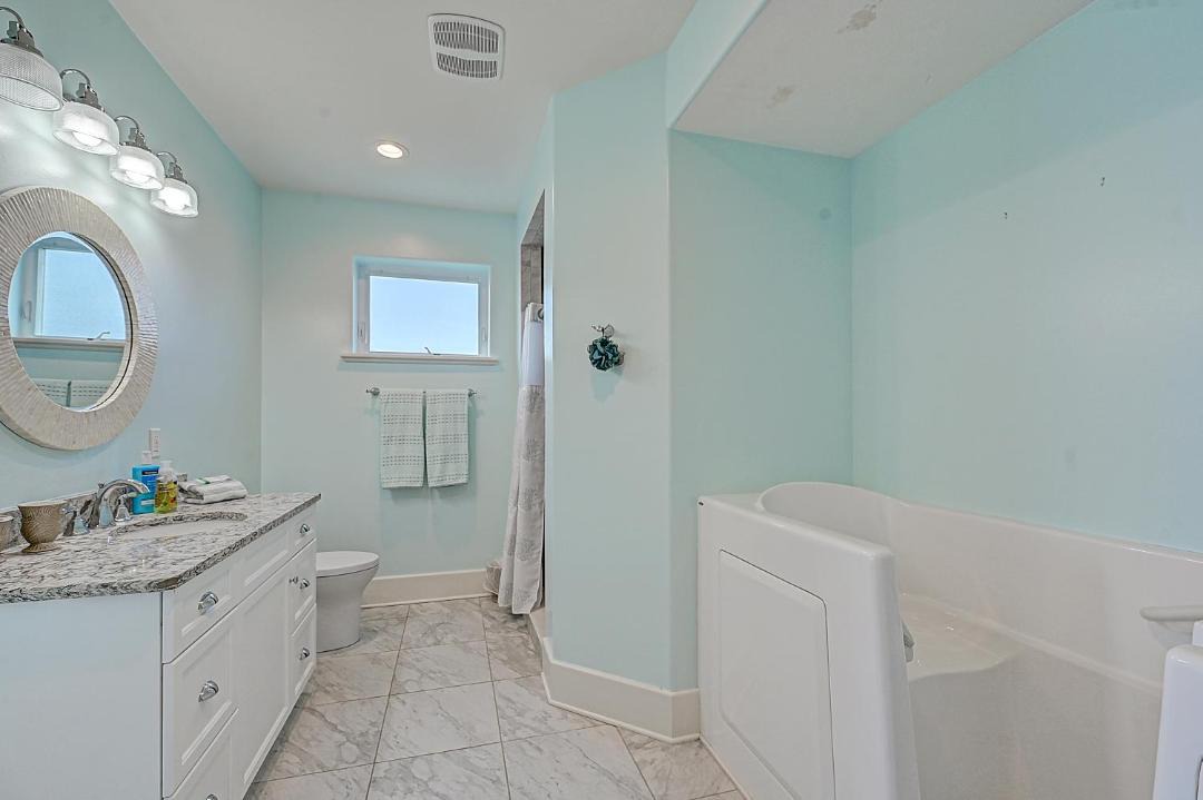 Photo of Bathroom in Crescent Beach