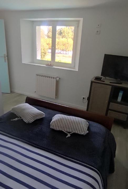 Photo of Bedroom in Plouguiel