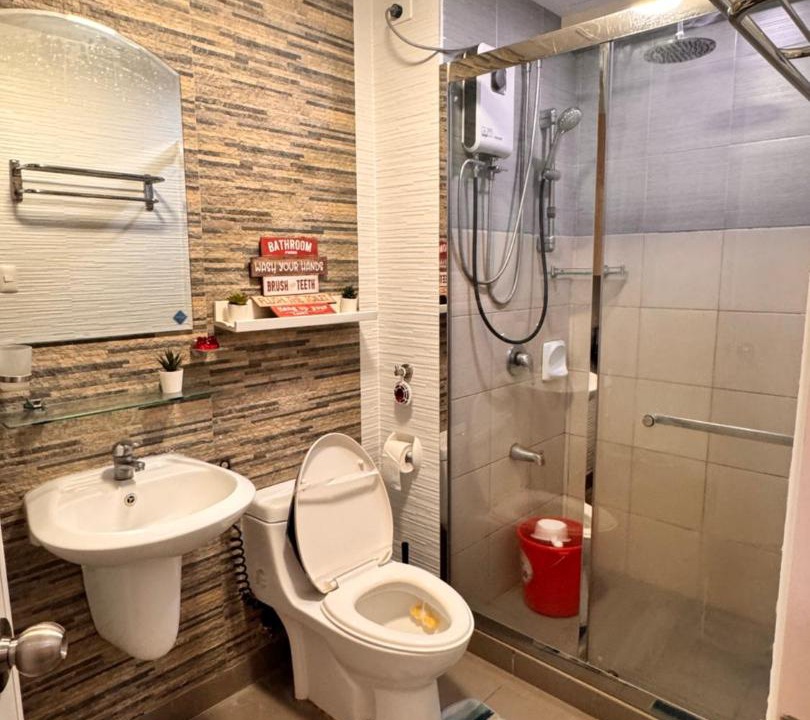 Photo of Bathroom in Silang Junction South