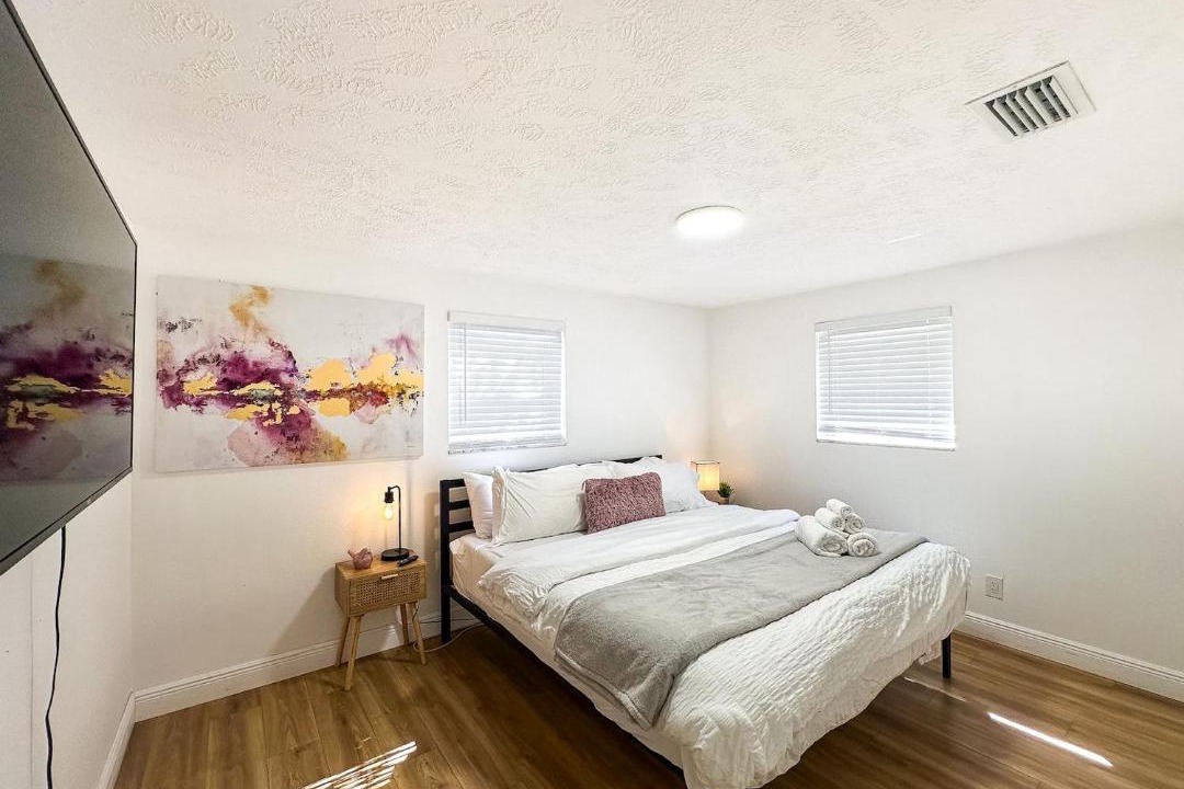 Photo of Bedroom in Egypt Lake-Leto