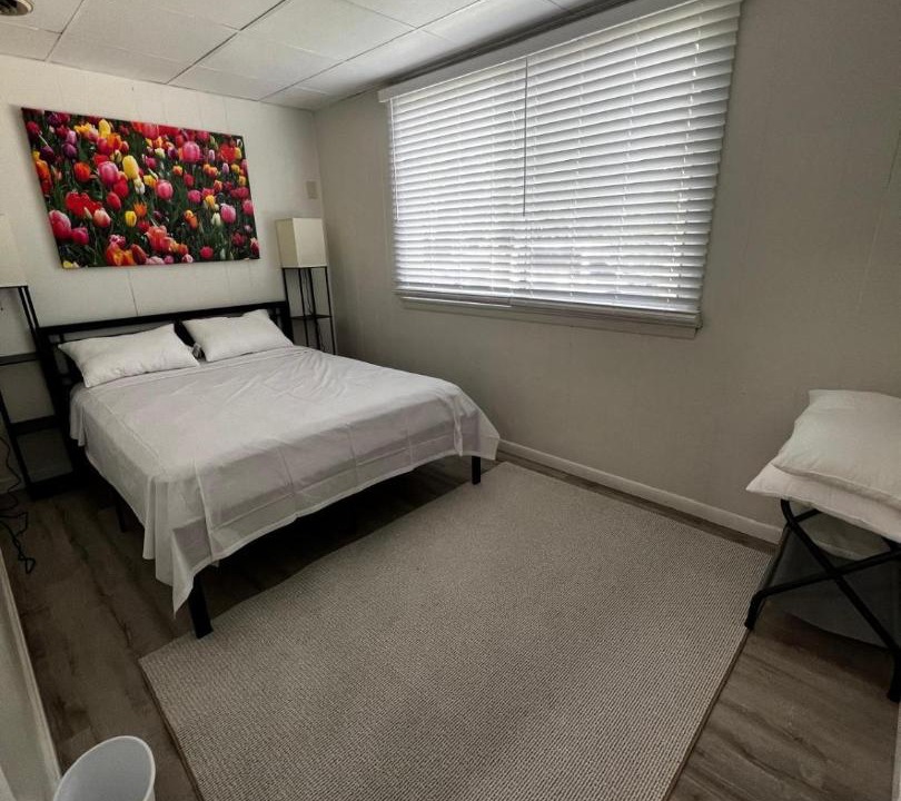 Photo of Bedroom in Downtown Niagara Falls