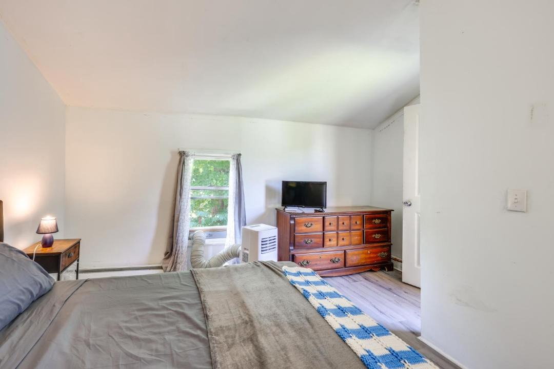 Photo of Bedroom in Bath
