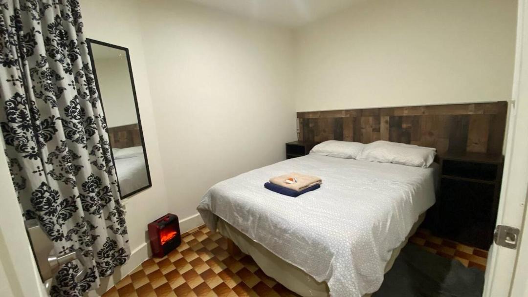 Photo of Bedroom in Midtown