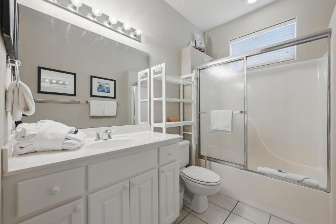Photo of Bathroom in Village of Sugar Beach