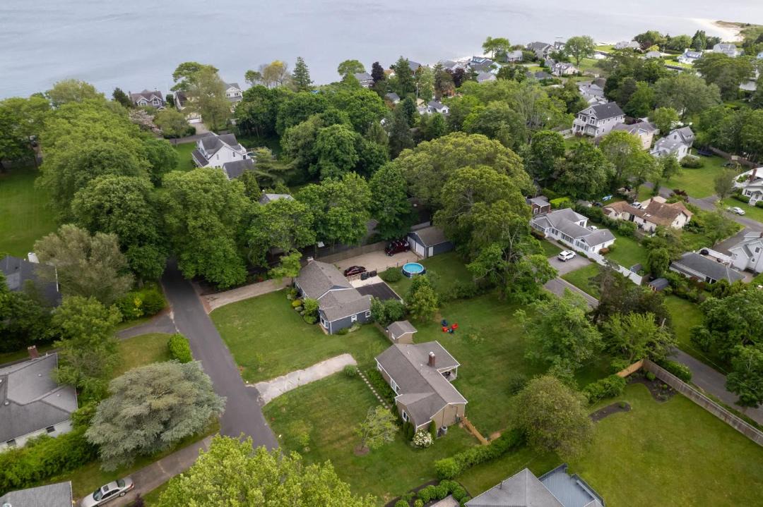 Photo of Others in Jamesport