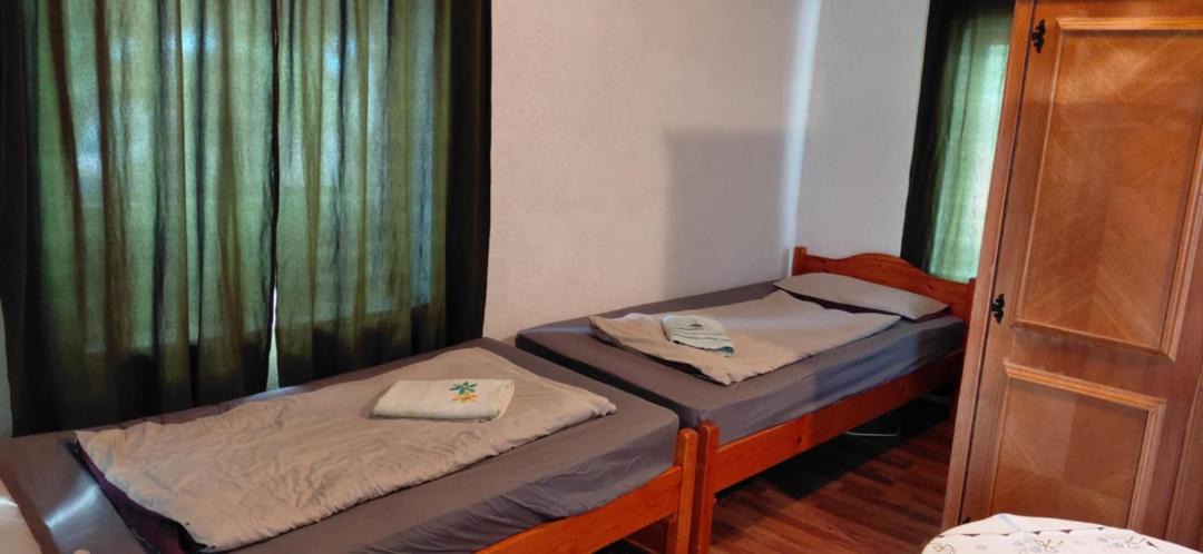 Photo of Bedroom in Deg